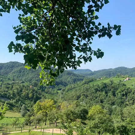 Agriturismo Le Noci Farm stay *